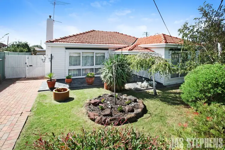 15 Sredna Street, West Footscray VIC 3012