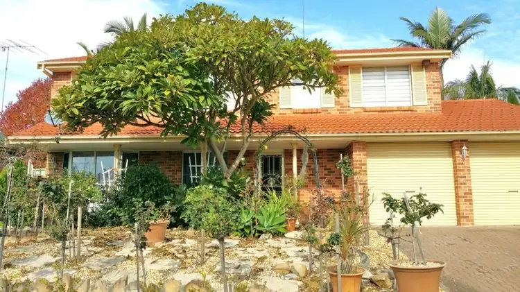 25 Charmer Crescent, Minchinbury NSW 2770