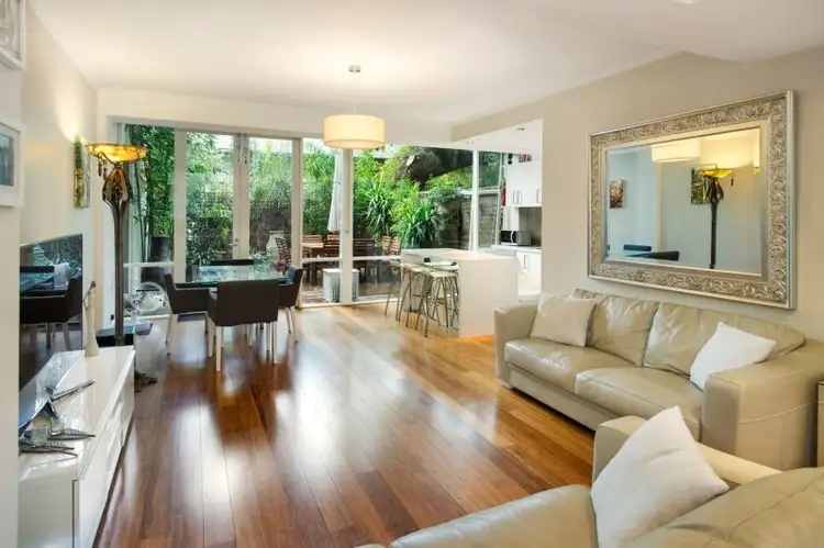 Third view of Homely apartment listing, 4/7 Hawthorn Grove, Hawthorn VIC 3122