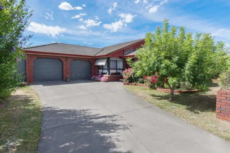 32 Shasta Drive, Delacombe VIC 3356