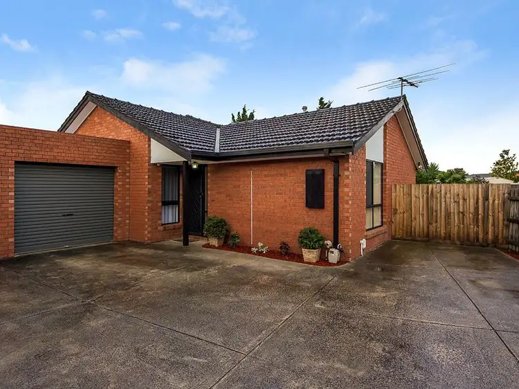 Main view of Homely villa listing, 2/8 Pilain Crescent, Keilor Downs VIC 3038