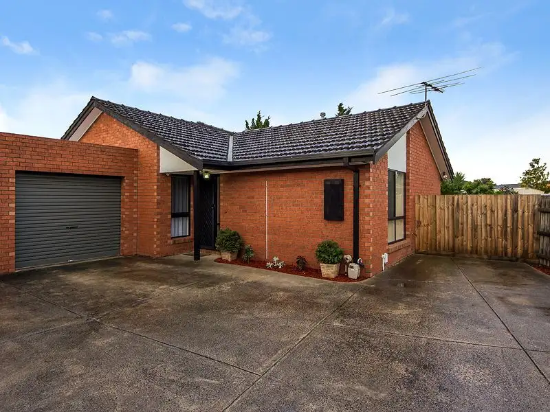 Main view of Homely villa listing, 2/8 Pilain Crescent, Keilor Downs VIC 3038
