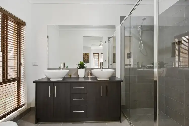 Sixth view of Homely house listing, 8 Chichester Close, Sandhurst VIC 3977