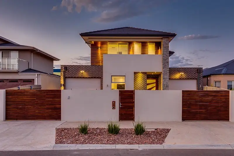 Main view of Homely house listing, 10 Beattys Road, Hillside VIC 3037