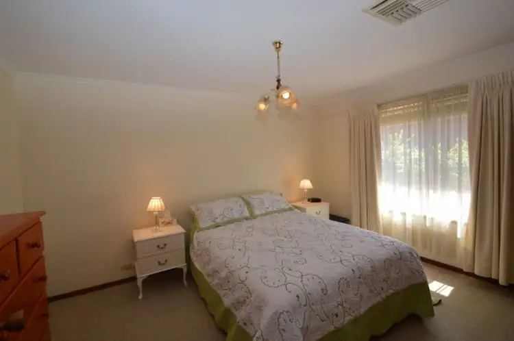Fifth view of Homely townhouse listing, 2/2 Kingston Court, Wangaratta VIC 3677