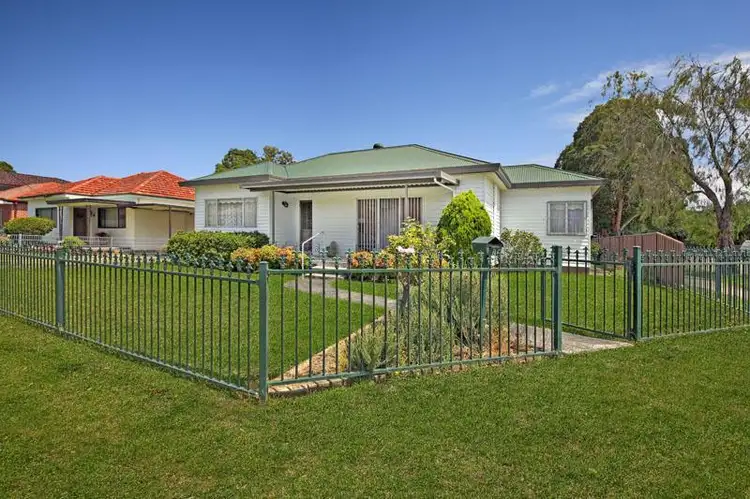 2 Whitfield Avenue, Narwee NSW 2209