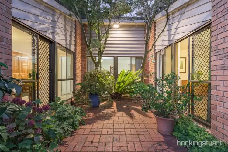 Sixth view of Homely house listing, 8 Angus Court, Mount Eliza VIC 3930