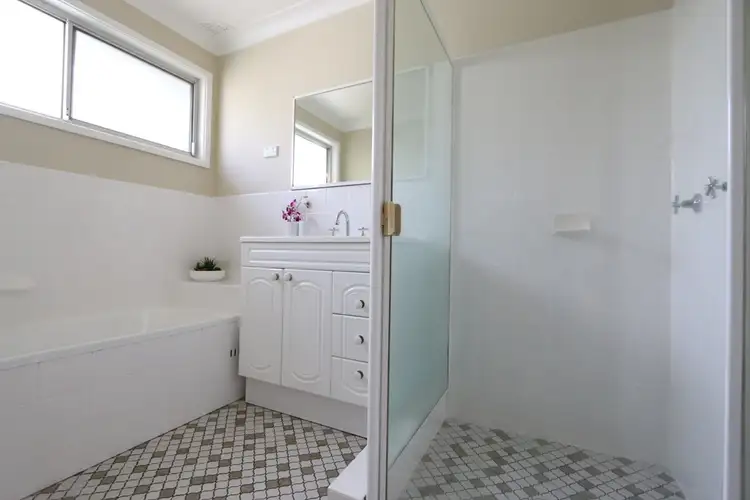 Fifth view of Homely house listing, 9 Hartigan Close, Rutherford NSW 2320