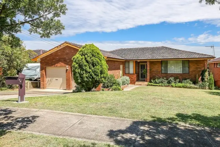 34 Toohey Crescent, Adamstown Heights NSW 2289