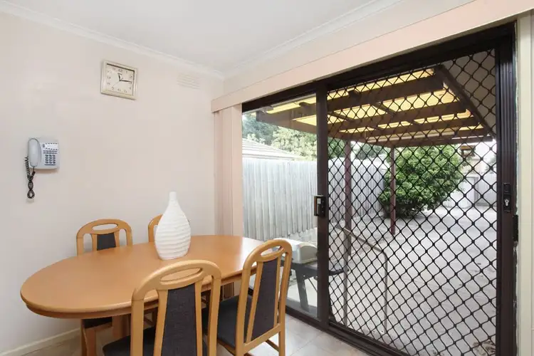 Sixth view of Homely house listing, 5 Calshot Grove, Gladstone Park VIC 3043