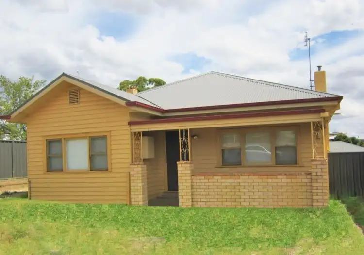 34 Brown Street, California Gully VIC 3556