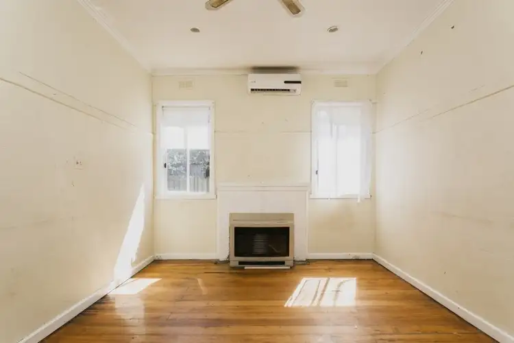 Second view of Homely house listing, 32 Sandhurst Road, California Gully VIC 3556