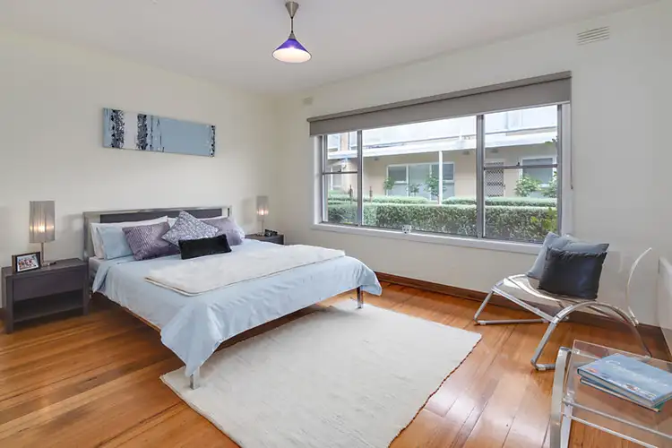 Second view of Homely apartment listing, 6/122 Beach Road, Parkdale VIC 3195