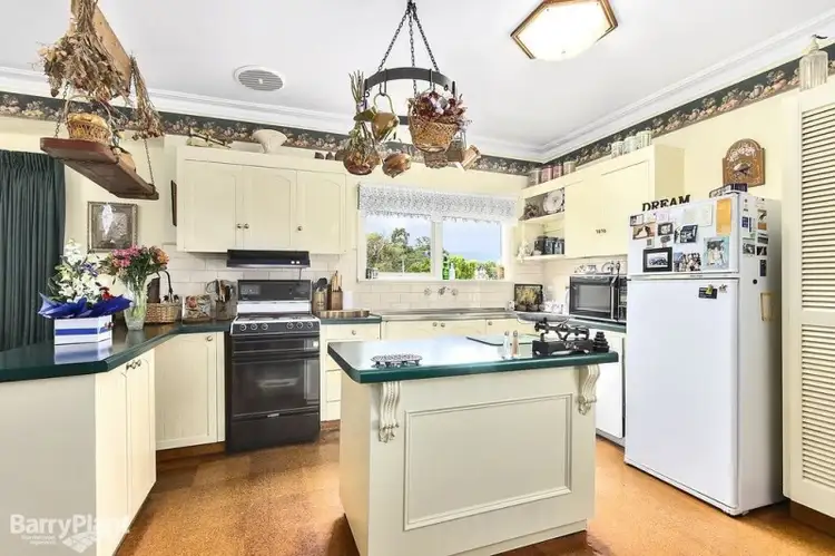 Second view of Homely house listing, 7 Bennison Street, Croydon VIC 3136