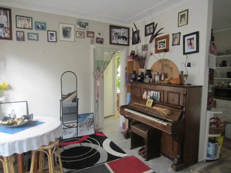 Fourth view of Homely house listing, 98 Kinghorne Street, Goulburn NSW 2580