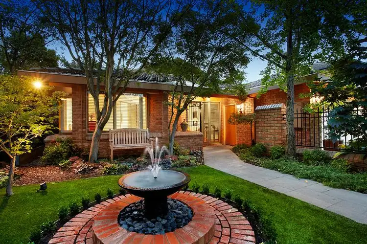 3 Salford Avenue, Balwyn VIC 3103