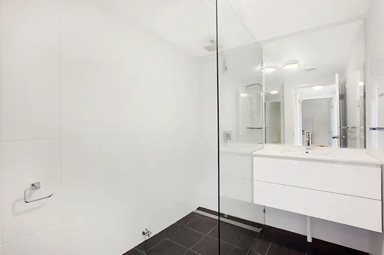 Fifth view of Homely unit listing, 6/627 Glebe Road, Adamstown NSW 2289