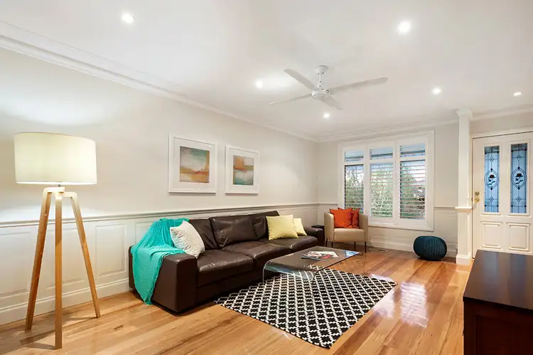 Second view of Homely house listing, 16 Piccadilly Close, Greensborough VIC 3088