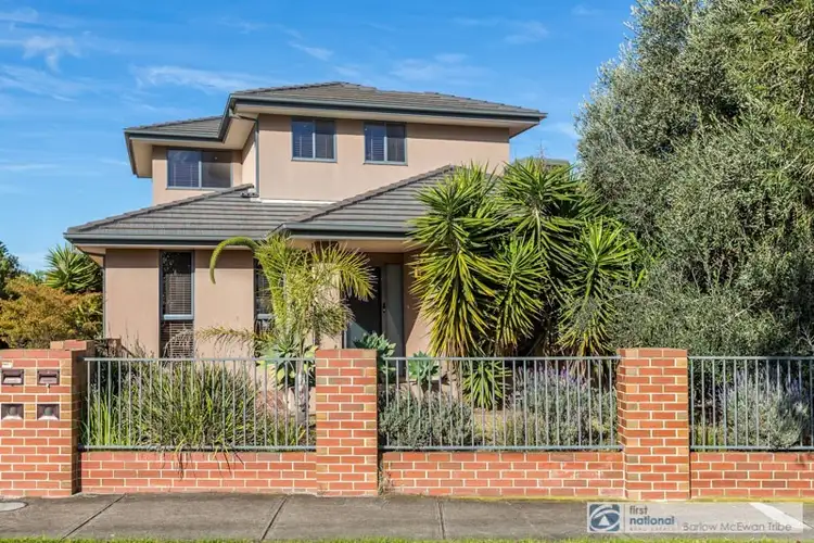 1/28 Bracken Grove, Altona VIC 3018