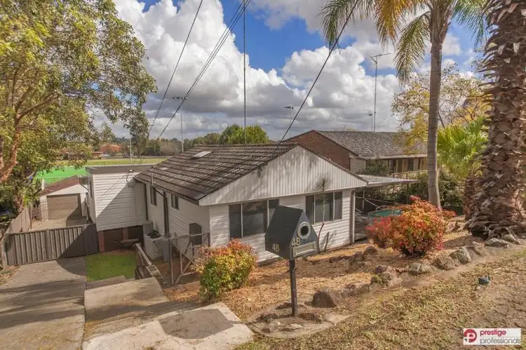 48 Gal Crescent, Moorebank NSW 2170