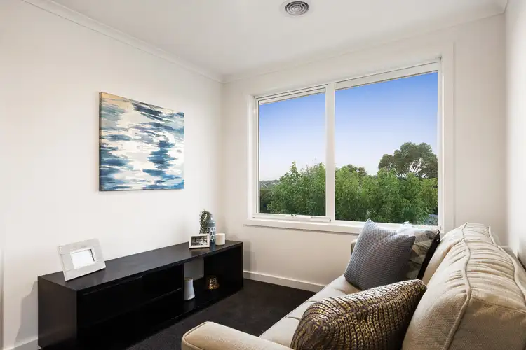 Sixth view of Homely house listing, 2/74 Henry Street, Greensborough VIC 3088