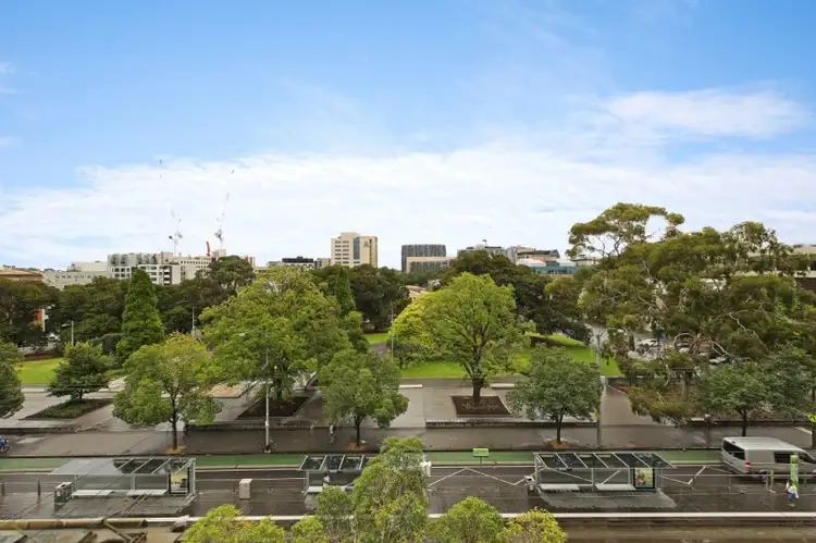 506D/604 Swanston St, Carlton VIC 3053