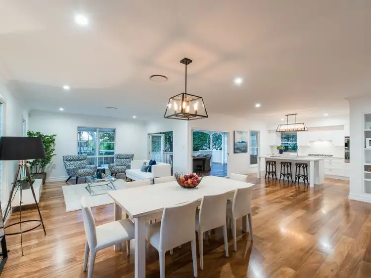 92 Stephen Street, Camp Hill QLD 4152