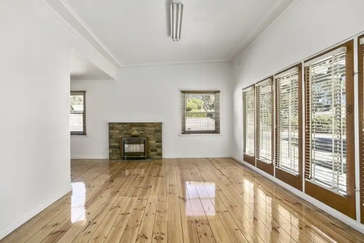 Sixth view of Homely house listing, 1 Morrison Street, Kangaroo Flat VIC 3555