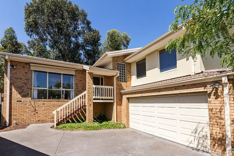 2/8 Edmonton Place, Doncaster East VIC 3109