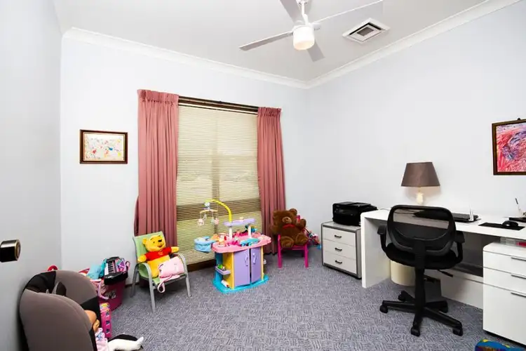 Seventh view of Homely house listing, 1 Owen Close, Thornton NSW 2322