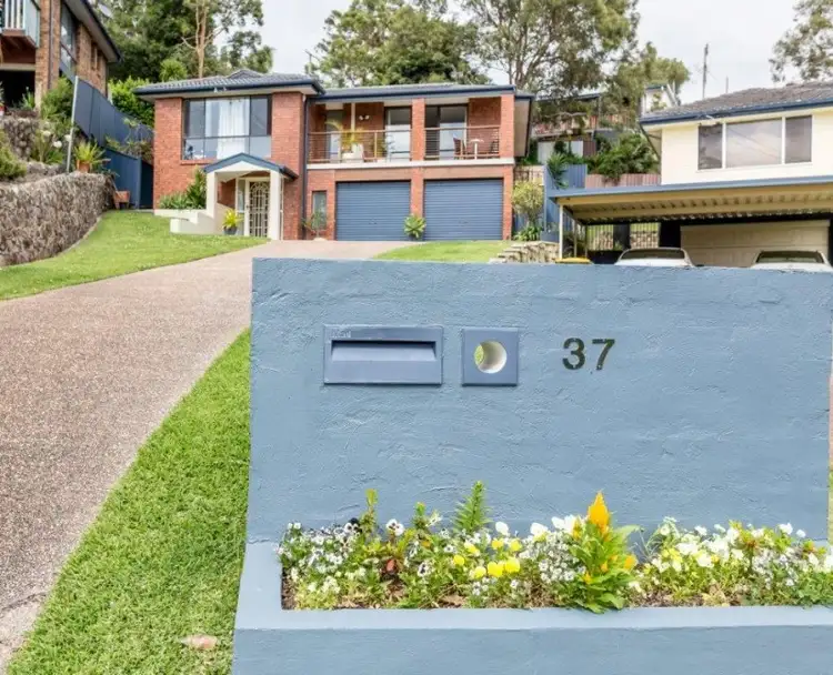 Second view of Homely house listing, 37 Pasadena Cresent, Macquarie Hills NSW 2285