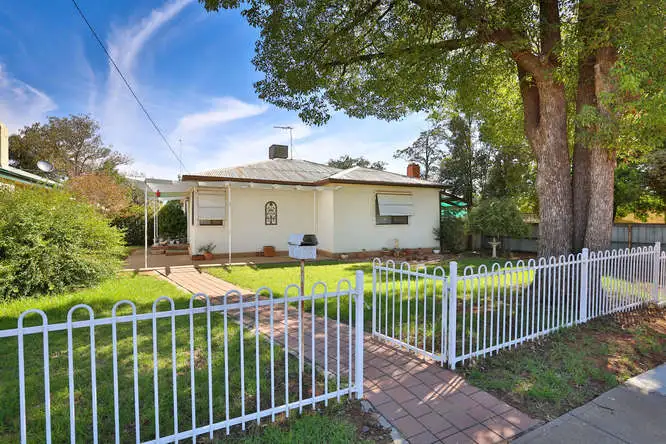 18 Millie Street, Dareton NSW 2717
