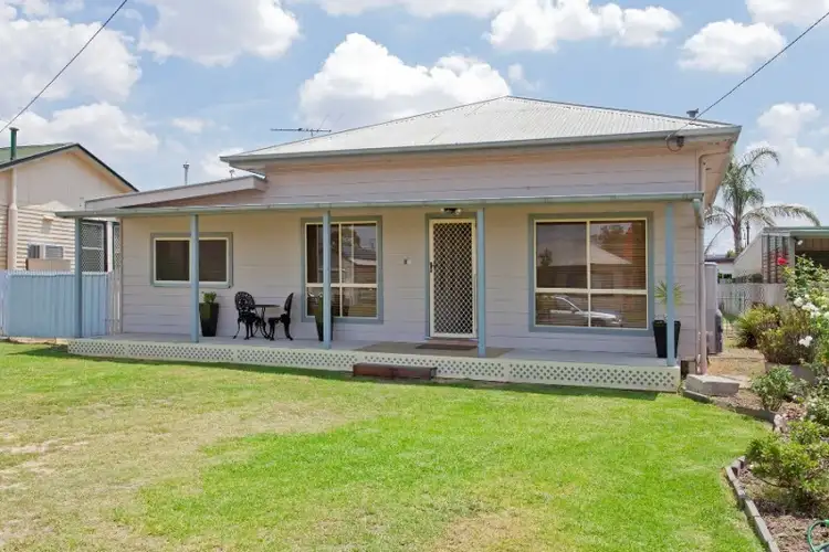 471 Griffith Road, Lavington NSW 2641