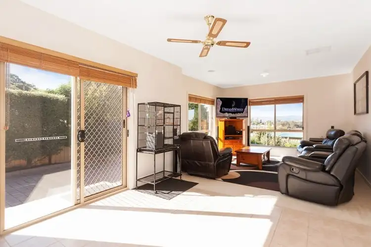 Fifth view of Homely house listing, 16 Lorikeet Crescent, Whittlesea VIC 3757