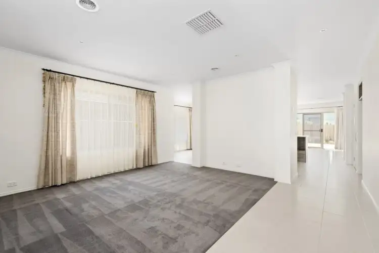 Fifth view of Homely house listing, 65 Sanctuary Lakes East Boulevard, Sanctuary Lakes VIC 3030