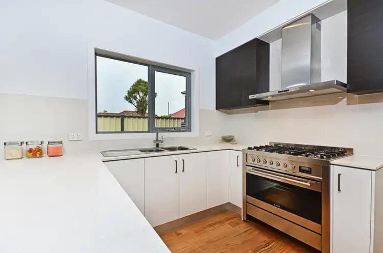 Sixth view of Homely townhouse listing, 2/36 Corrigan Avenue, Brooklyn VIC 3012