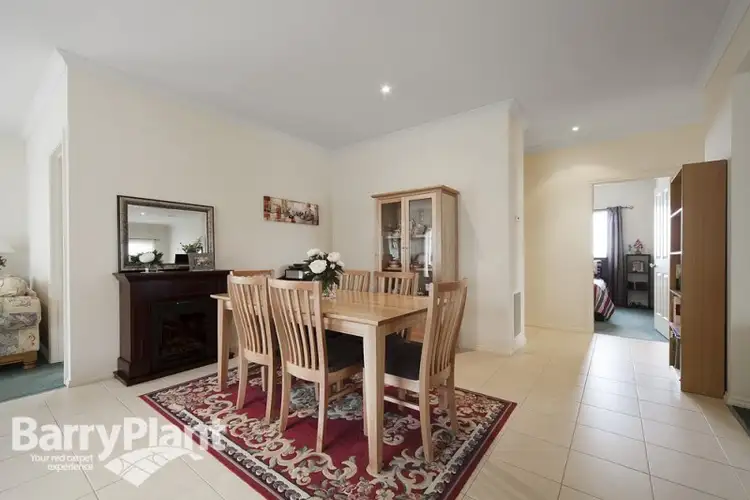 Sixth view of Homely house listing, 6 Kammich Court, Endeavour Hills VIC 3802