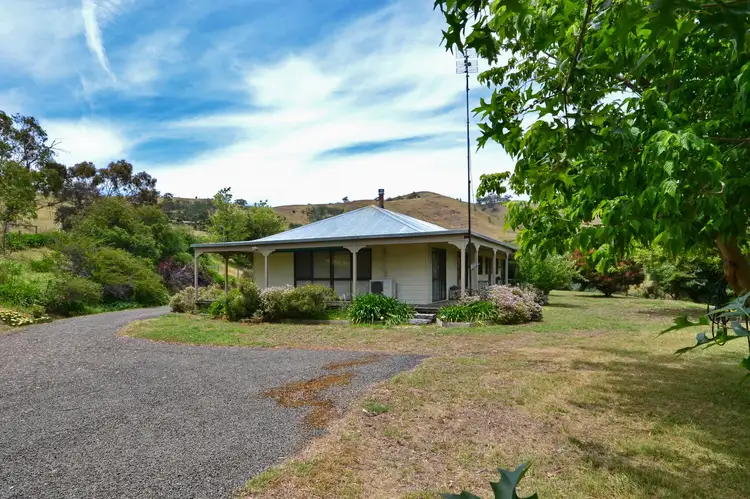 53 Lambing Gully Road, Bonnie Doon VIC 3720