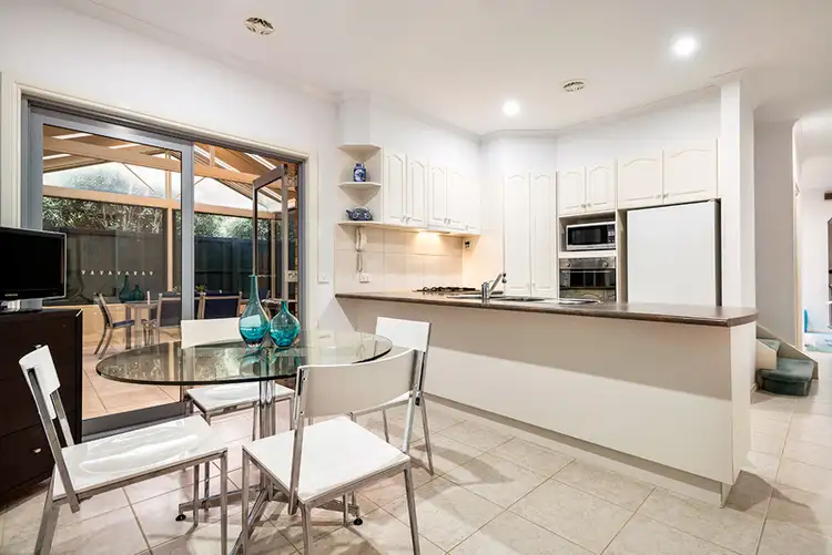 Sixth view of Homely townhouse listing, 9 Sunrise Crescent, Templestowe Lower VIC 3107