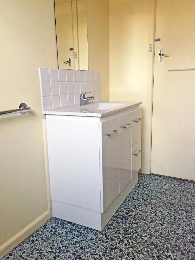 Sixth view of Homely house listing, 24 Lindsay Street, Heywood VIC 3304