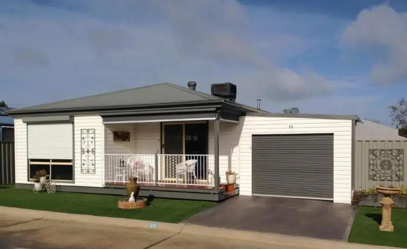 Main view of Homely house listing, 10 Swan Boulevard, Moama NSW 2731