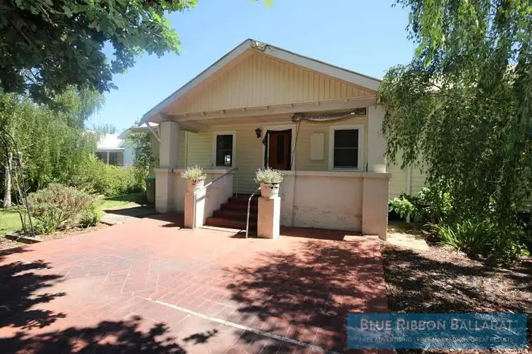 16 Albert Street, Beaufort VIC 3373