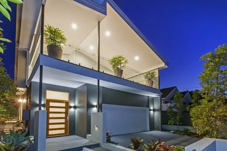 15 Gurley Street, Wavell Heights QLD 4012