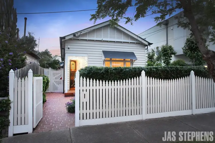 19 Norfolk Street, Maidstone VIC 3012