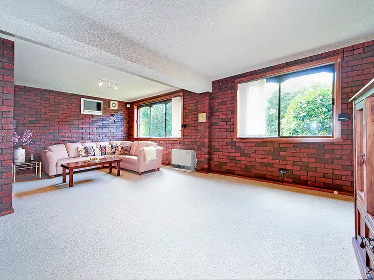 Sixth view of Homely house listing, 8 Nevis Court, Vermont South VIC 3133