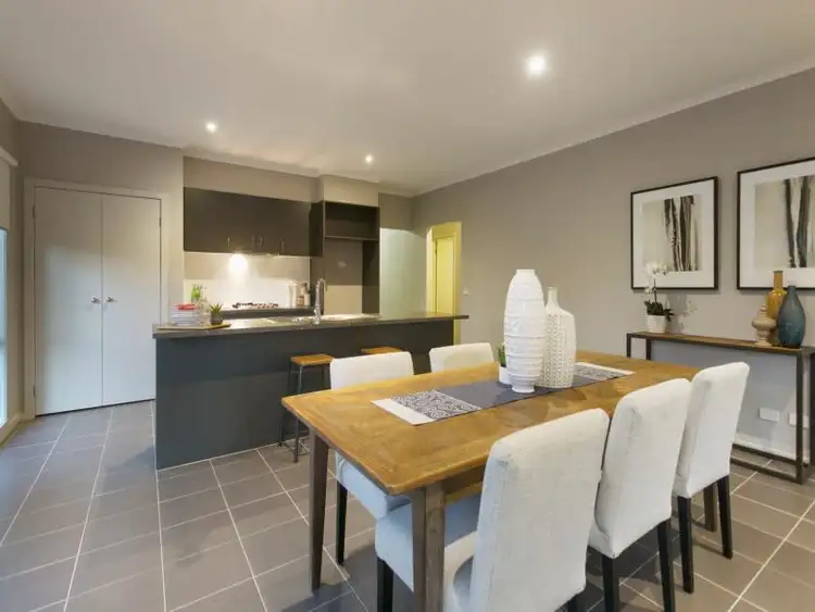 Fifth view of Homely house listing, 21 Cunningham Crescent, Sandhurst VIC 3977