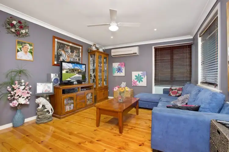 Second view of Homely house listing, 4 Duckenfield Avenue, Woodberry NSW 2322