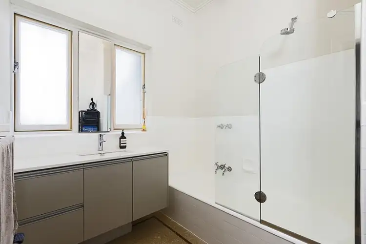 Sixth view of Homely apartment listing, 4/39A Balaclava Road, St Kilda East VIC 3183