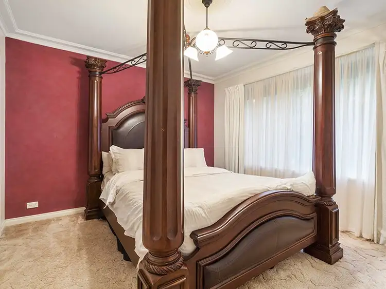Fourth view of Homely house listing, 305 Elizabeth Drive, Sunbury VIC 3429