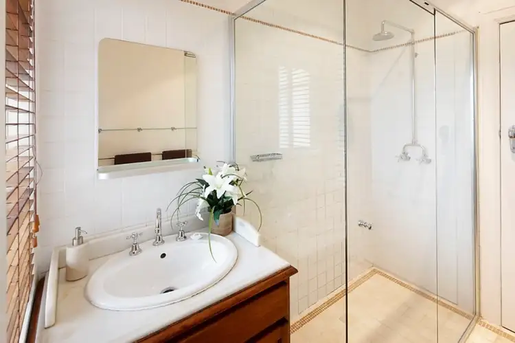 Fifth view of Homely apartment listing, 6/35 Lithgow Street, Glen Iris VIC 3146